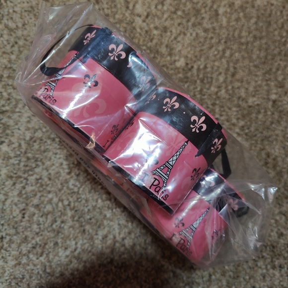 Perfectly Paris Round Treat Hat Boxes - Picture 5 of 6